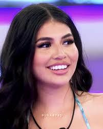 Cassie Castillo's Instagram, Twitter & Facebook