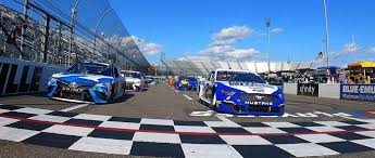 ^ nascar driver wrich dies from crash injuries. Sunday Nov 8 Nascar Cup Series Championship On The Line At Phoenix Raceway
