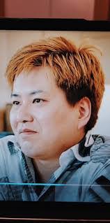 Sean Hiler's Instagram, Twitter & Facebook