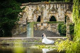 Im folgenden finden sie die passende hochzeitslocation, kirche. Hochzeitsfotograf Bottrop Rockstein Fotografie