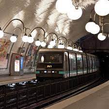Littlebrownpen Small Pen Writes Often Metro Paris Metro Parisien Paris
