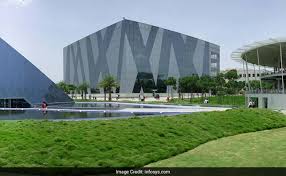 The infosys buyback offers a decent arbitrage opportunity to small shareholders. After Vishal Sikka S Resignation Infosys Buyback Now The Focus