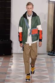 Valentino Spring 2018 Menswear Fashion Show Herren Mode Und Mode
