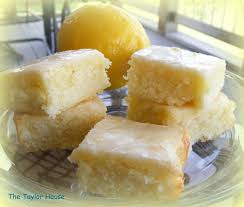 These Lemon Brownies Are A Light And Delicious Dessert If You Love Lemon This Ones For You Better Than The Make Lemon Recipes Lemon Desserts Lemon Brownies