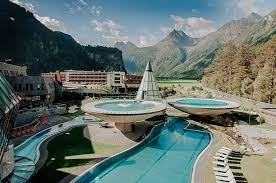 5 Days In Innsbruck Hotel Swimming Pool Cool Swimming Pools Wellness Hotel
