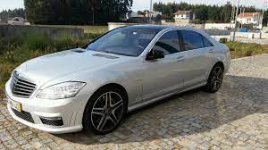 The amg 5.5 liter v8 biturbo engine has a peak output of up to 571hp (420kw) and a torque of up to 900nm. 2011 Mercedes Benz S63 Amg