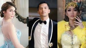 Nur sajat atau nama sebenarnya muhammad sajjad kamaruzzaman meluahkan rasa kesal sejak beberapa hari lalu, tular video pengakuan muhammad sajjad kamaruzzaman atau lebih dikenali. Rekan Duet Lucinta Luna Ditangkap Polisi Terkuak Nama Aslinya Muhammad Tribun Manado
