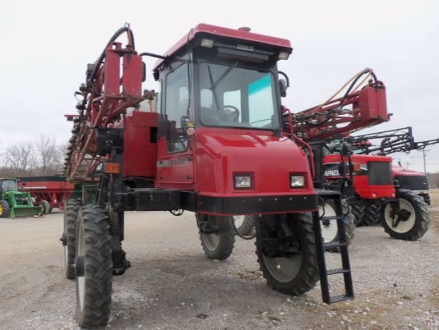 Case IH PATRIOT 3185 Sprayer
