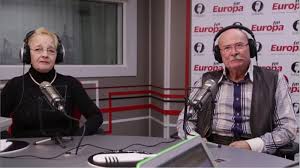 Sincer sa fiu, nu ma doare. SoÈ›ia Maestrului Tudor Gheorghe MÄƒ Durea Durerea Lui Video Europa Fm