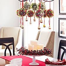 Coba simpan dulu pajangan rumah yang biasa ada di ruang tamu dan ganti dengan pajangan khusus dekorasi natal. Persiapan Menyambut Natal Dengan Berbagai Dekorasi Cantik Untuk Rumah Anda Arsitag Com Line Today