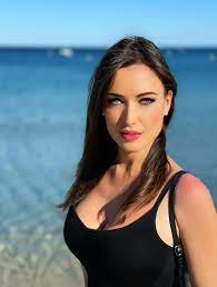 Je te promets d'être là près de toi. Elsa Esnoult Facebook
