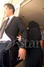 The police have since confirmed that they had never identified her as one. Datin Didakwa Cuba Bunuh Amah Indonesia Semasa Mstar
