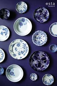 pin van estahome behang op style delft blue blauw interieur blauw blauw servies