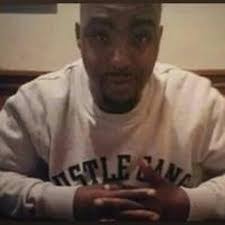 Fabian Moore's Instagram, Twitter & Facebook