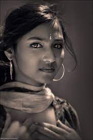 100 Exceptional Examples Of Portrait Photography Portrait Portrait Photography Beauty Around The World