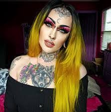 Leilany Rivera's Instagram, Twitter & Facebook