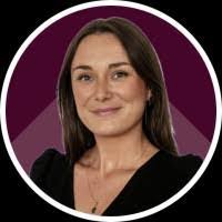 Sarah Heng's Instagram, Twitter & Facebook