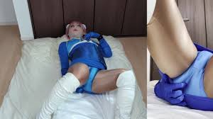 オナニーが止まらない男の娘、ブルマの中でアナルプラグが刺激しながらチクニーで何度もメスイキ。イってもやめられない。フィーメールマスク女装。