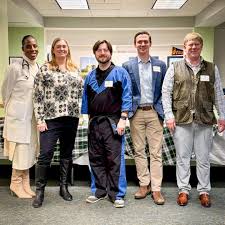 Congratulations to Lance Lipscomb '06 and wife, Amanda,