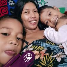 IN PHOTOS: Department of Social Welfare and Development (DSWD) Assistant  Director Edwin Morata of the Program Management Bureau (PMB) and  Officer-in-Charge (OIC) of the Crisis Intervention, along with personnel  from the Crisis