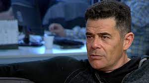 Ulož.to je československou jedničkou pro svobodné sdílení souborů. Julian Weich Ultimas Noticias De Julian Weich Temas En La Voz Del Interior