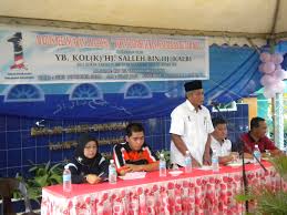 Ia juga mencerminkan rakyat malaysia yang saling bekerjasama, bermuafakat, berdikari, berfikir dan menghayati satu visi untuk membina satu negara bangsa.8. Cerita Rakyat Parlimen P188 Silam Pelancaran 1malaysia Rakyat Didahulukan Pencapaian Diutamakan Peringkat Krt Kg Tabanak Lahad Datu Silam Silamgemilang S Blog