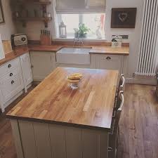 The Rain In Is Hammering Down As I Type This Please Come Back Summer We Miss You My Garden Is So Lus Cuisines Maison Meuble Cuisine Salle De Bain Et Cuisine