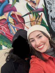 Should a laundromat-coworking space in Queensbridge be funded?