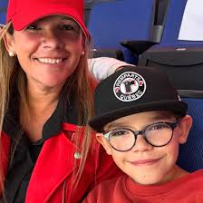 Tic Tac, Tic Tac … ⏱️ Céline Dion Charlotte Tilbury