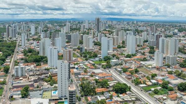 Cuiabá, Capital do Mato Grosso - Deck de madeira