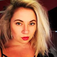 Hannah Stringer (@HannahStringbob)