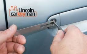 Luckily, thousands of people like you have trusted new york roadside assistance for their car unlocking and truck unlocking needs. Locked Out In Lincoln Vehicle Advice For A Bad Day Lincoln Car Key Man
