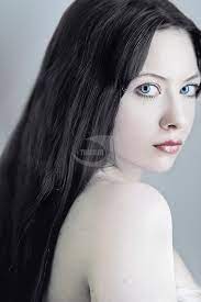 A Close Up Of A Girl With Black Hair And Pale Skin Hair Pale Skin Black Hair Pale Skin Black Hair White Skin