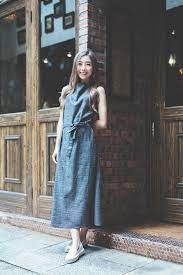 麻利亚（英文名：maria，3月16日－），又名 麻利、 麻利有只小绵羊，原名 邓慧妍，为 香港商业电台 叱咤903的节目主持人，另外负责管理my903 forum。曾就读嘉诺撒圣心小学 下午校、 嘉诺撒圣心书院，于中学会考取得28分高分，后升读中. 903éº»åˆ©äºžè¢«å–»ç‚ºå•†å°å¥³ç¥ž Lihkg è¨Žè«–å€