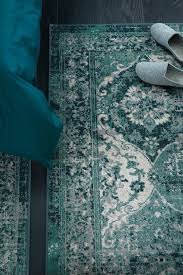 Vonsbak Teppich Kurzflor Grun Hol Es Dir Noch Heute Ikea Deutschland Teppich Schone Teppiche Teppich Wohnzimmer