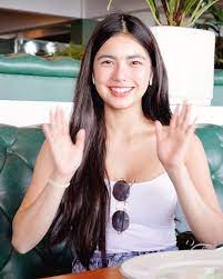 Jean (i) de rouge children: Jane De Leon 9gag