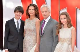 American actor michael douglas is one of the most accomplished actors and producers in hollywood. Premiere Von Ant Man Michael Douglas Bringt Familie Mit Panorama Stuttgarter Zeitung