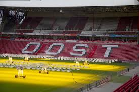 The philips stadion is known as one of the most beautiful stadiums in the netherlands, amongst other things because of the stands that are so close to. Philips Stadion Eindhoven Redaktionelles Stockfoto Bild Von Philips 108815468