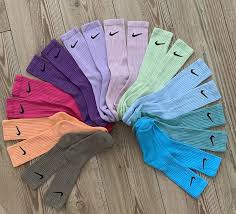 Nike Chaussettes Colorée Spectre de Couleurs Pastel | Etsy France |  Chaussettes colorées, Chaussettes nike, Nike
