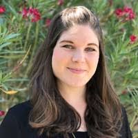 Kira Pierce's Instagram, Twitter & Facebook