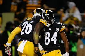 The two haven't spoken recently, according to bell, but bell has watched brown's issues in oakland from afar. Patriots Vs Steelers New England Defense Is Focusing On Le Veon Bell And Antonio Brown Pats Pulpit
