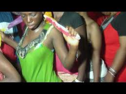 Wacheza kigodoro uchi wa mnyama uswahilini. Download Baikoko Ya Uchi Hawarusiwi Kutazama In Mp4 And 3gp Codedwap