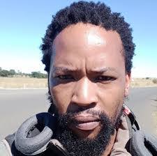 Andrea Stallard's Instagram, Twitter & Facebook