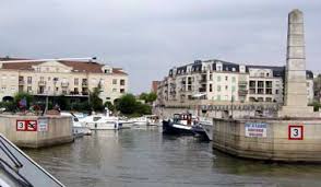 Lady Martina Rueil Malmaison To L Isle Adam