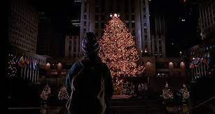 Home Alone 2 Lost In New York 1992 Rockefeller Plaza Home Alone Movie Best Christmas Movies Home Alone