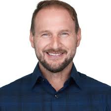 I joined Field Nation with the mindset that I would work hard and someday  manage my own team and build relationships that would allow me to grow both  personally and professionally. I