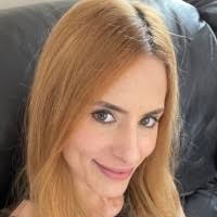 50+ profilů „Saez“