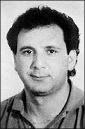 Il boss mafioso e fedelissimo di totò riina ha lasciato il carcere dopo aver scontato la pena di 25 anni con 45 giorni di anticipo brusca è accusato anche della brutale uccisione di giuseppe di matteo, il figlio undicenne del pentito santino: Giovanni Brusca Wikipedia