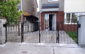 Presenting main gate design ideas which can be experimented in 2020 simple main gate design main gate design 2019 main. 10 Latest Sliding Folding Gate Designs With Pictures In India Buy Lehenga Choli Online