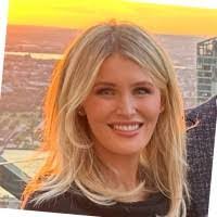 Amy Devoe's Instagram, Twitter & Facebook